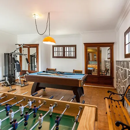 Bellavista Piscina Privada Climatizada Y Sauna Holiday home *